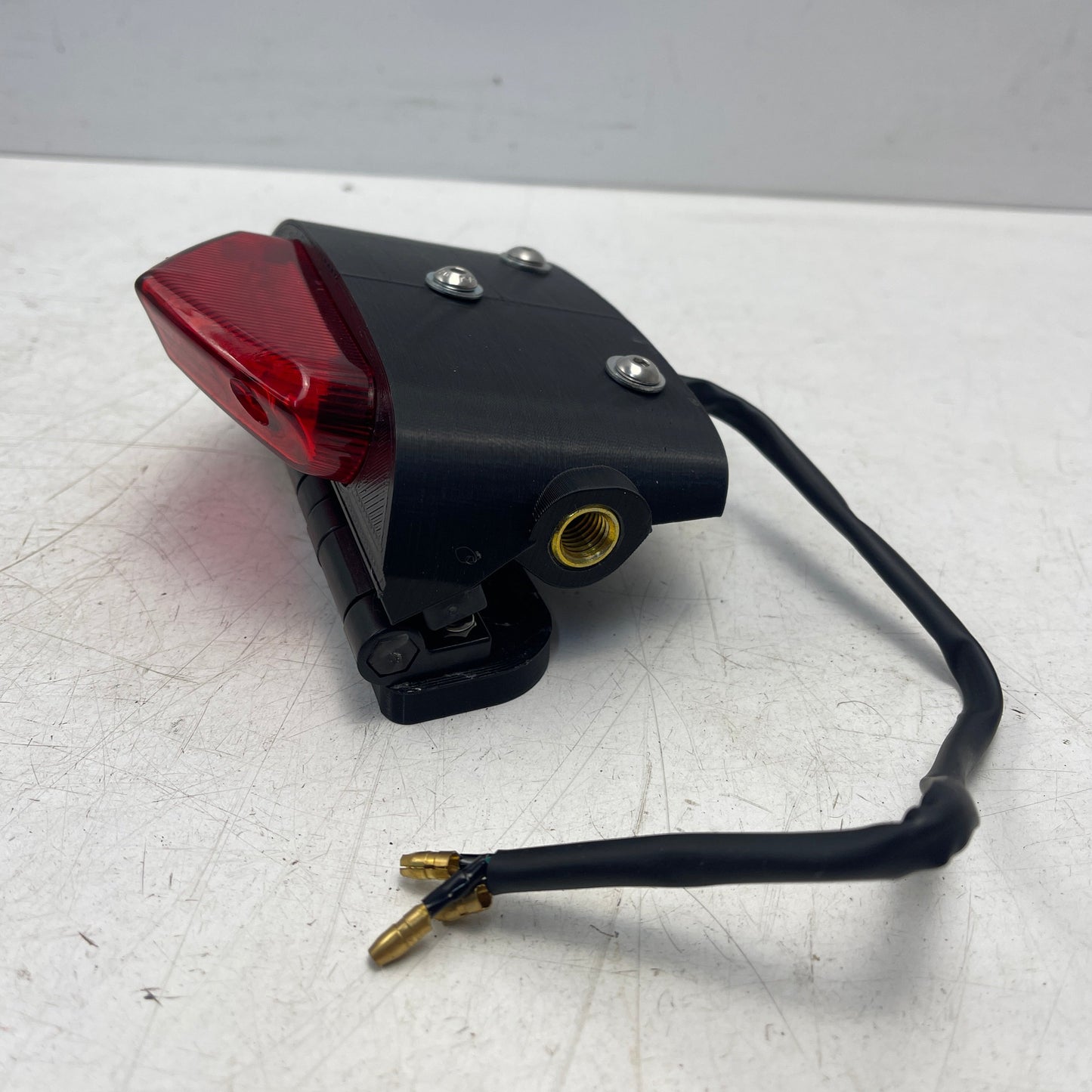 UNIVERSAL TAIL TIDY EXTRA STRONG (OPTION FOR INDICATORS)