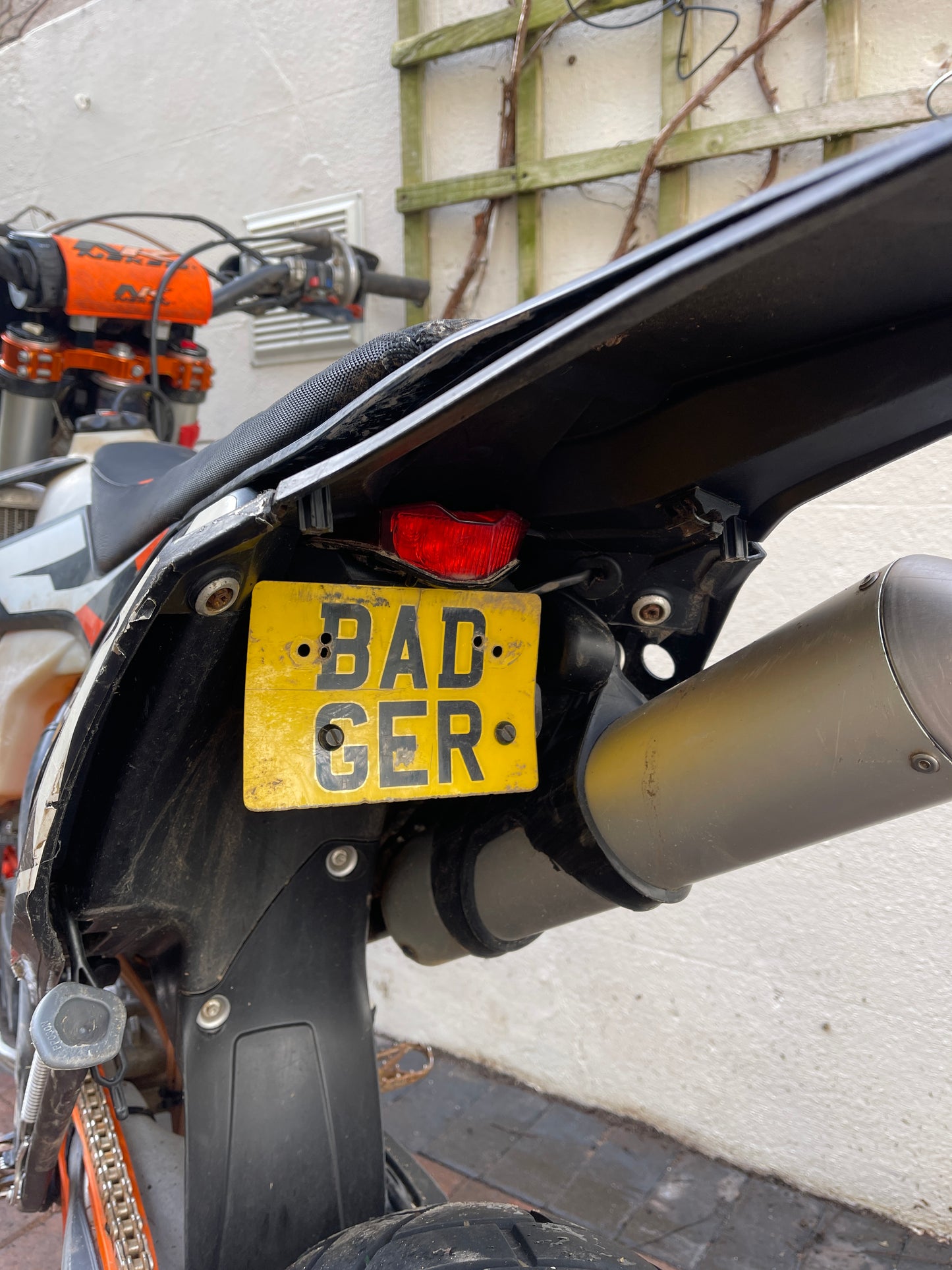 KTM SUPERMOTO FLIP PLATE / TAIL TIDY