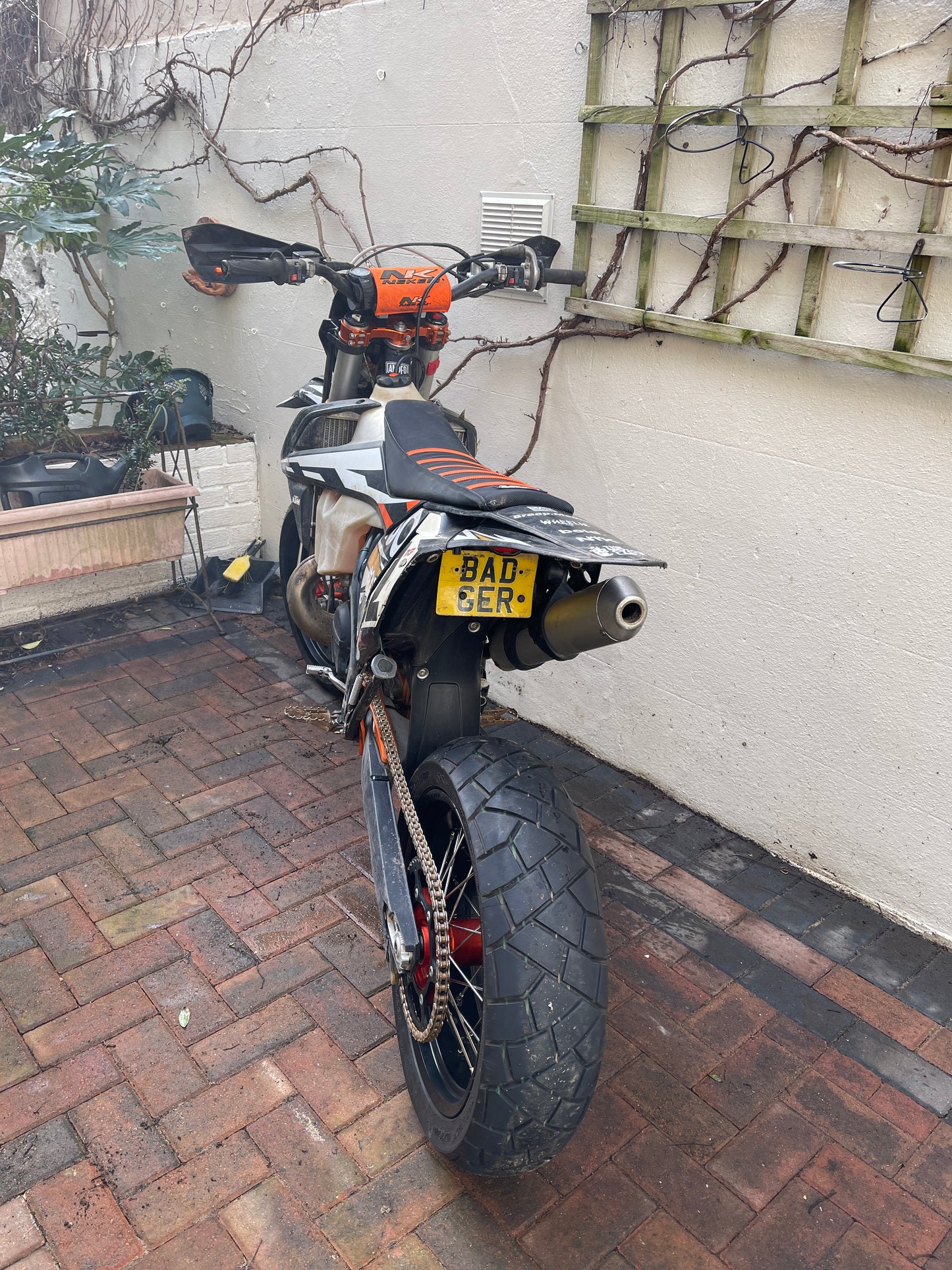 KTM SUPERMOTO FLIP PLATE / TAIL TIDY
