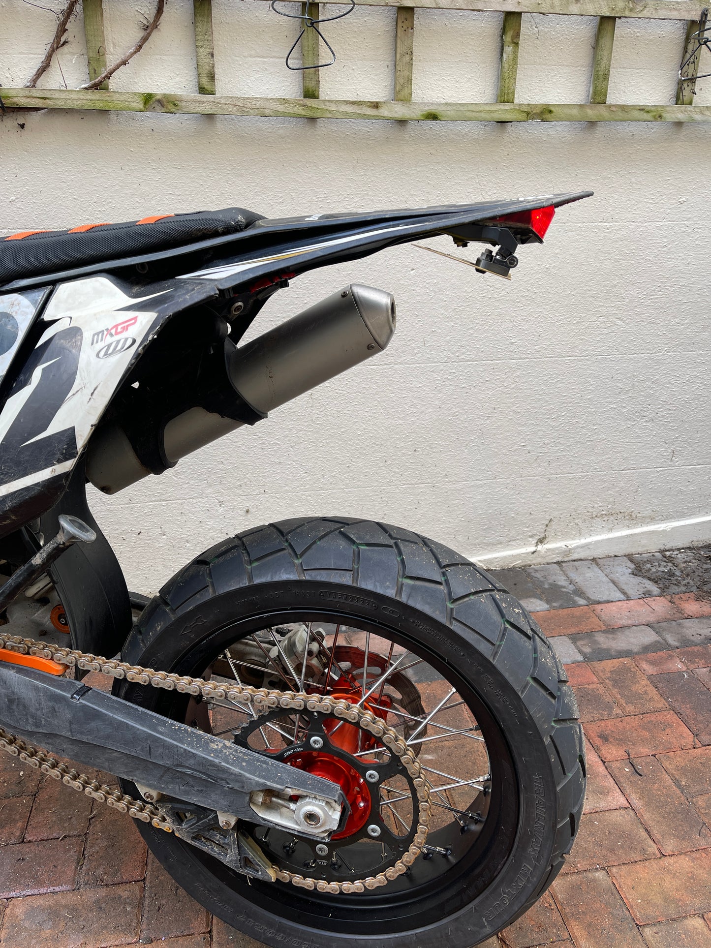 KTM EXC 2017-2019 TAIL LIGHT /FLIP PLATE